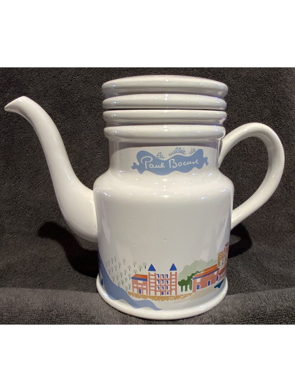 Vintage 1987 Paul Bocuse ‘La Vallee De’ 7.25”H Porcelain 5 Cup Tea/Coffee Pot